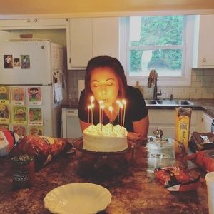 Meet your Posher, Taylor